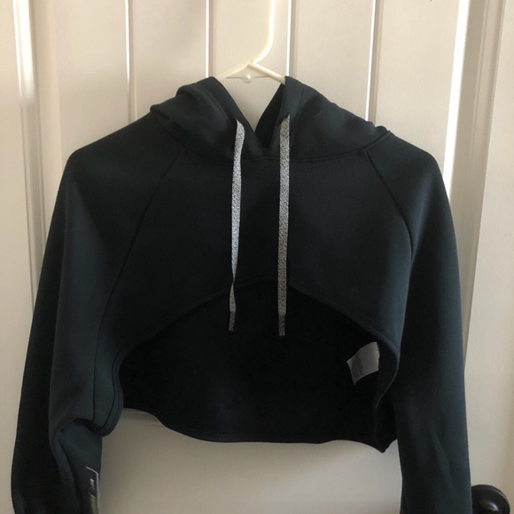 nike training shrug hoodie